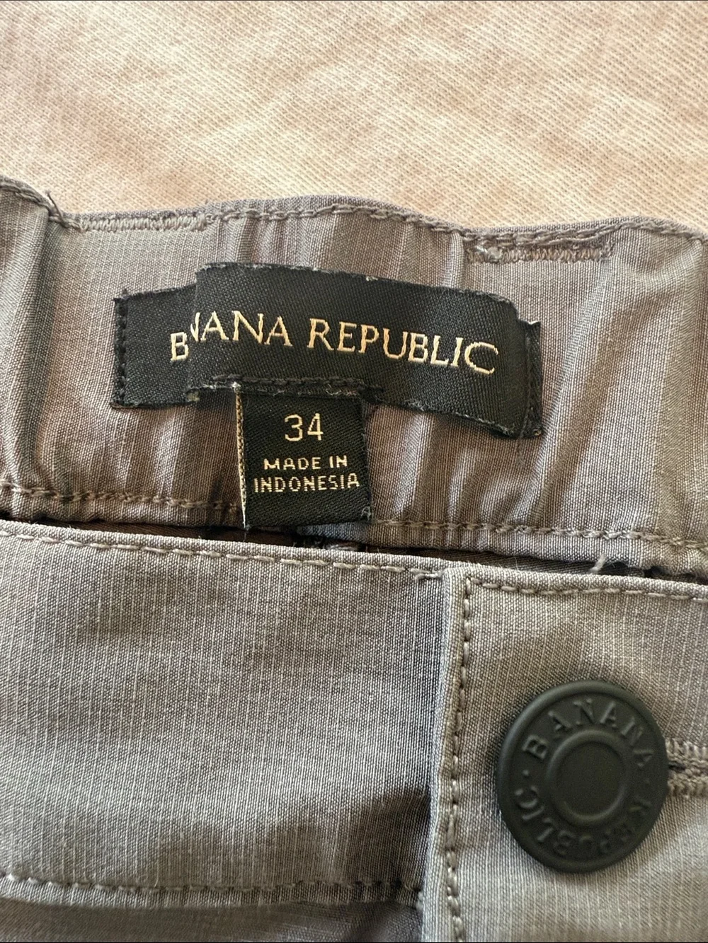 Banana Republic Flat Front Shorts Mens 34  Gray Golf beach vacation casual